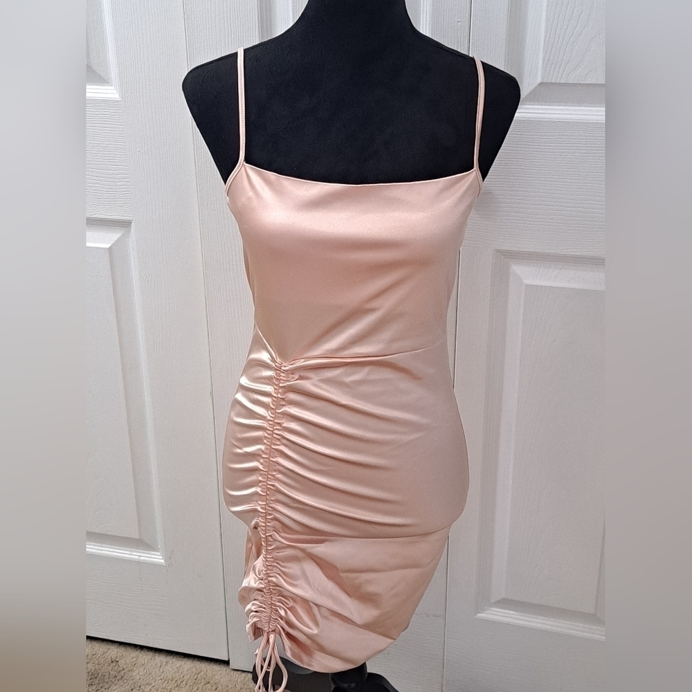 Pink Body Con Dress With Side Ruching    Size M